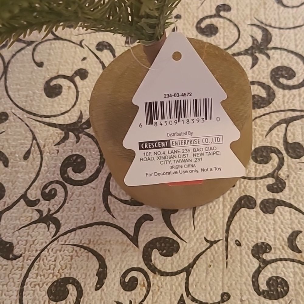 Large Wood Base Tree - Picture 6 of 7